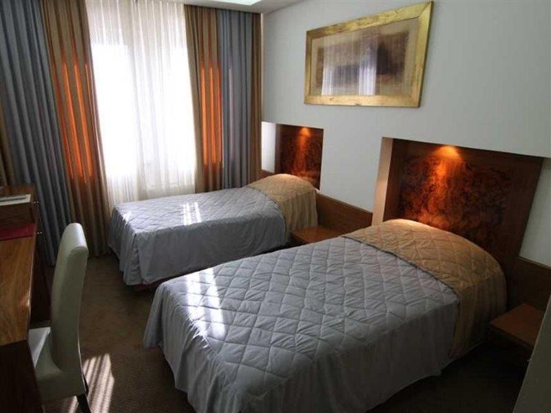 Hotel Exclusive ซาราเยโว ภายนอก รูปภาพ
